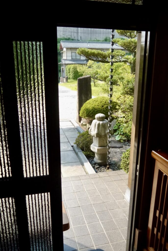 玄関引き戸
