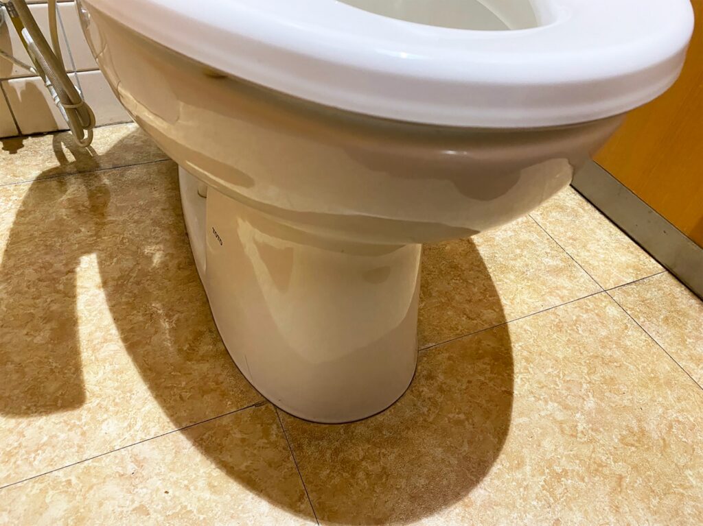 トイレのフロアタイル
